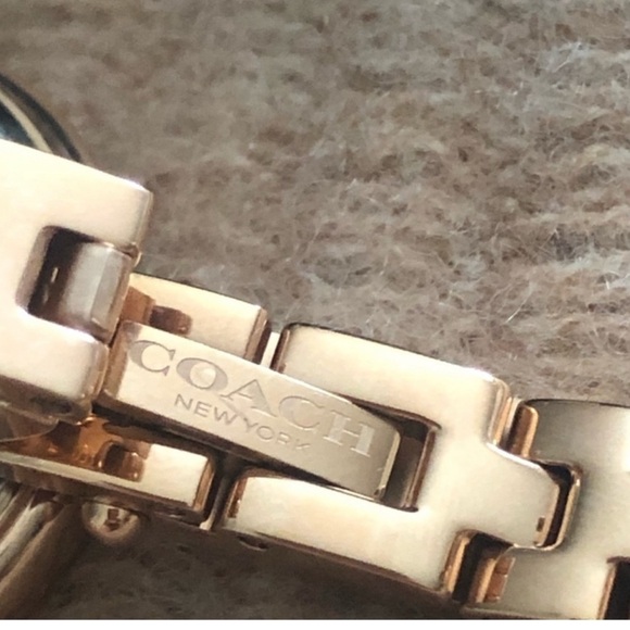 Coach Rose Gold Women's Watch - Picture 5 of 6